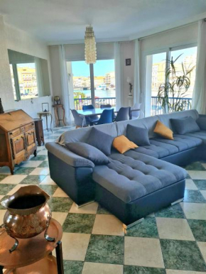 Grand Appartement 109m2 Vue sur quai centre ville,wifi
